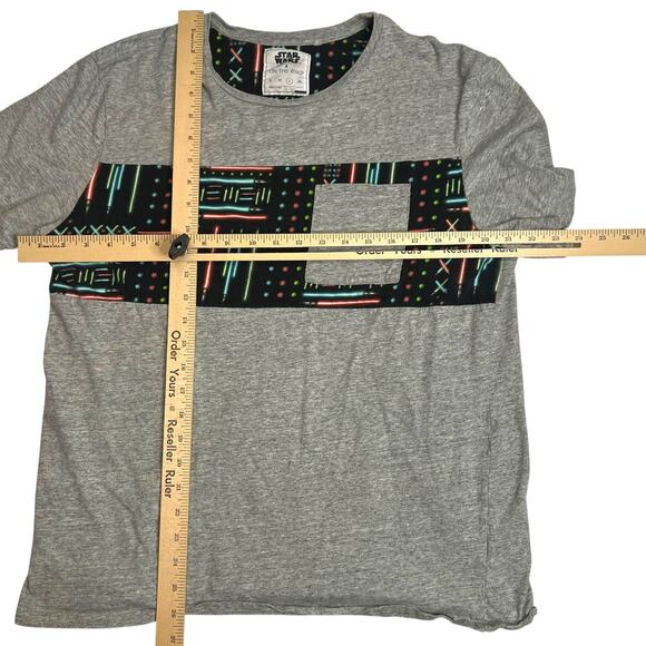 Star Wars x On The Byas Men’s T-Shirt - Size Large - Gray with Neon Lightsaber - Picture 8 of 8
